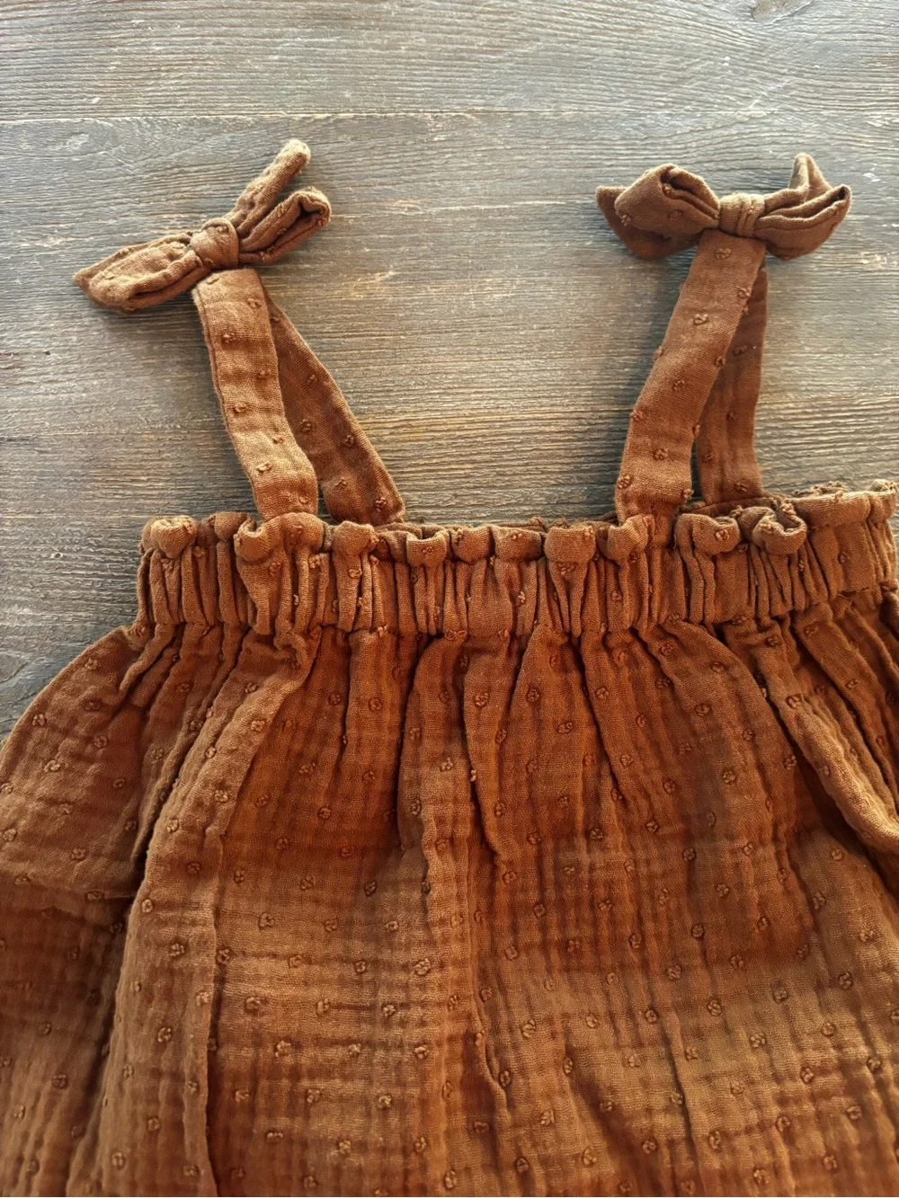 Rylee and Cru set Brown Gauze Tie-Strap Tank with Printed Cream Shorts